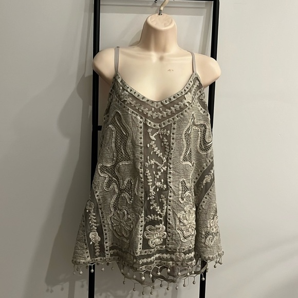 Soft Surroundings Tops Tank Mesh Embroidered 3D Floral Gray Women Size 2X - Picture 1 of 9